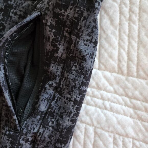 Betabrand medium petite pants - Picture 8 of 11